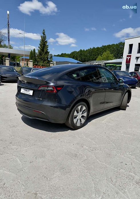 Tesla Model Y 2024 - фото 16