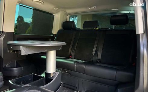 Volkswagen Multivan 2017 - фото 9