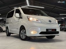 Продажа б/у Nissan e-NV200 2014 года - купить на Автобазаре