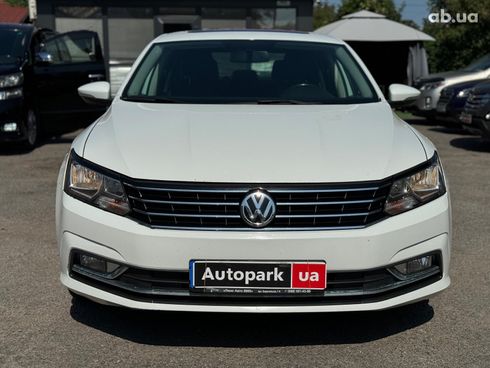 Volkswagen Passat 2016 белый - фото 5
