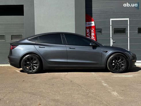 Tesla Model 3 2023 - фото 10