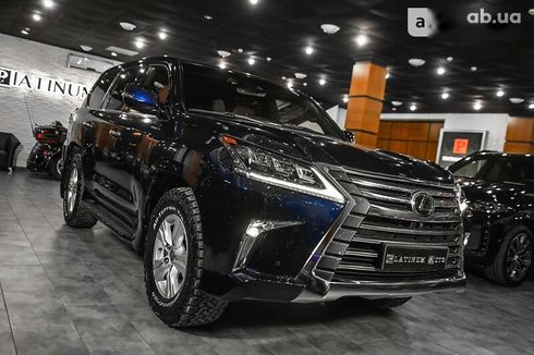 Lexus LX 2017 - фото 10