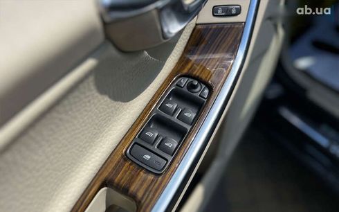 Volvo S60 2011 - фото 17