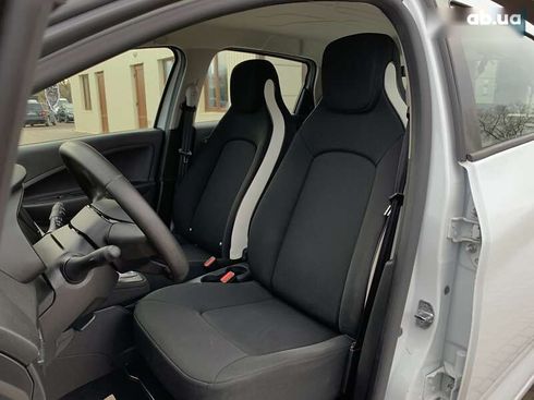 Renault Zoe 2021 - фото 25