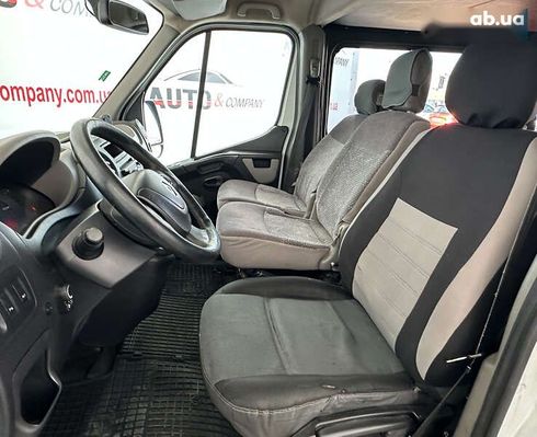 Renault Master 2016 - фото 11