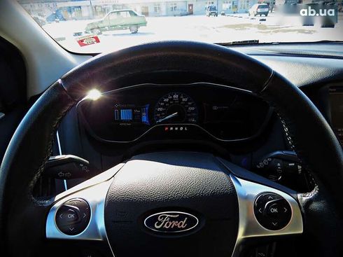 Ford Focus 2013 - фото 10