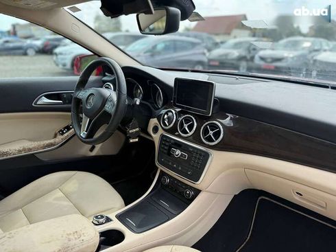 Mercedes-Benz GLA-Класс 2015 - фото 12