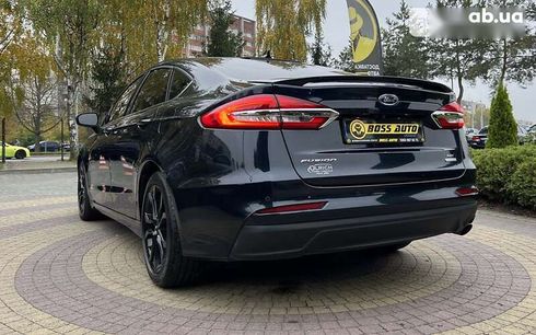 Ford Fusion 2020 - фото 5