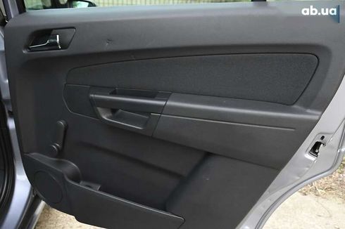 Opel Zafira 2009 - фото 29