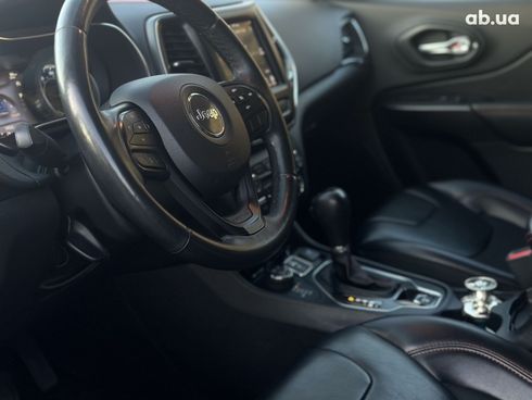 Jeep Cherokee 2019 - фото 17