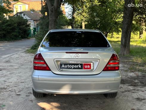 Mercedes-Benz C-Класс 2006 серый - фото 13