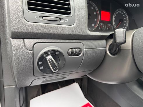 Volkswagen Golf 2005 серый - фото 20