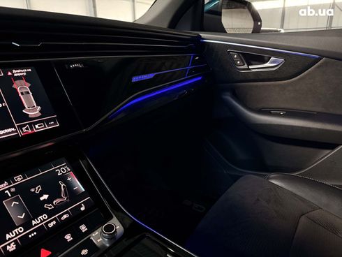 Audi Q8 2018 синий - фото 42