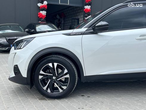 Peugeot 2008 2020 белый - фото 6
