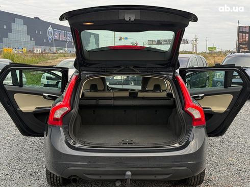 Volvo V60 2013 серый - фото 29