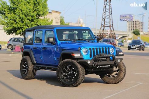 Jeep Wrangler 2022 - фото 13
