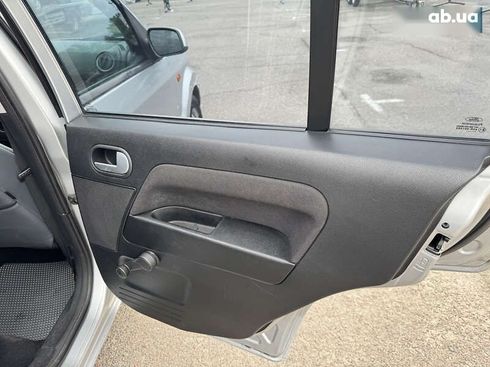 Ford Fusion 2011 - фото 23