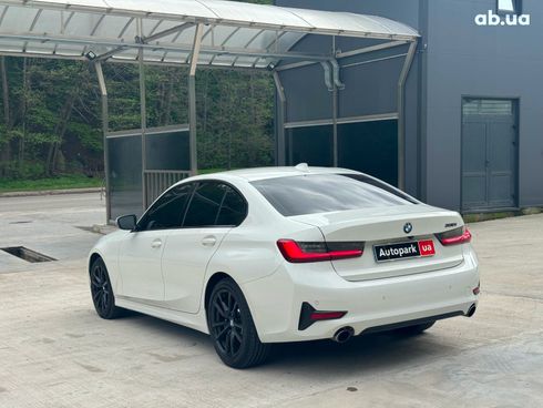 BMW 3 серия 2019 белый - фото 7