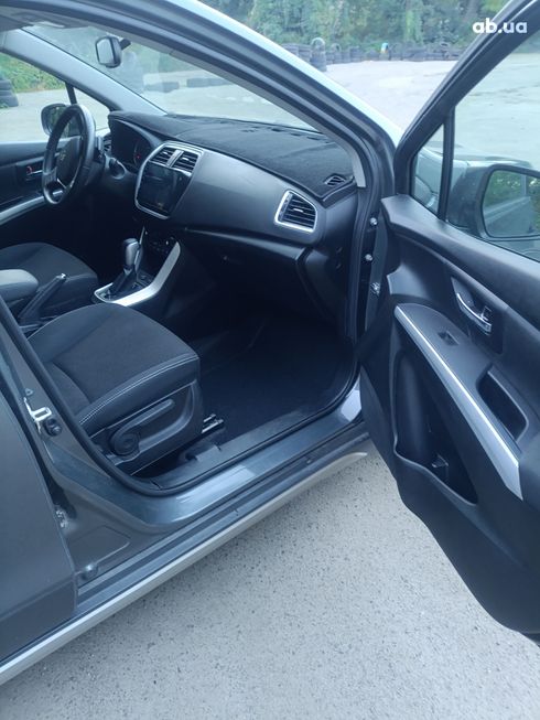 Suzuki SX4 2016 серый - фото 16