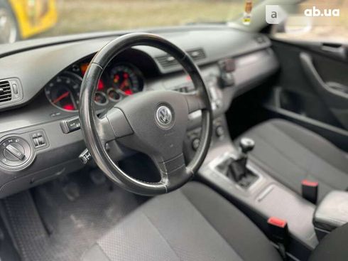 Volkswagen Passat 2005 - фото 16