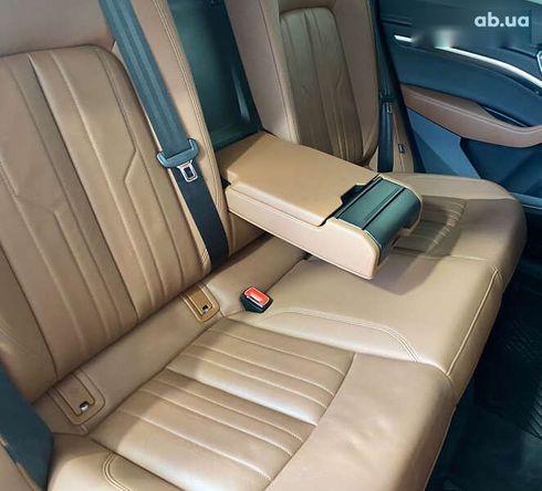 Audi E-Tron 2021 - фото 10