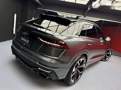 Audi RS Q8 2021 - фото 23