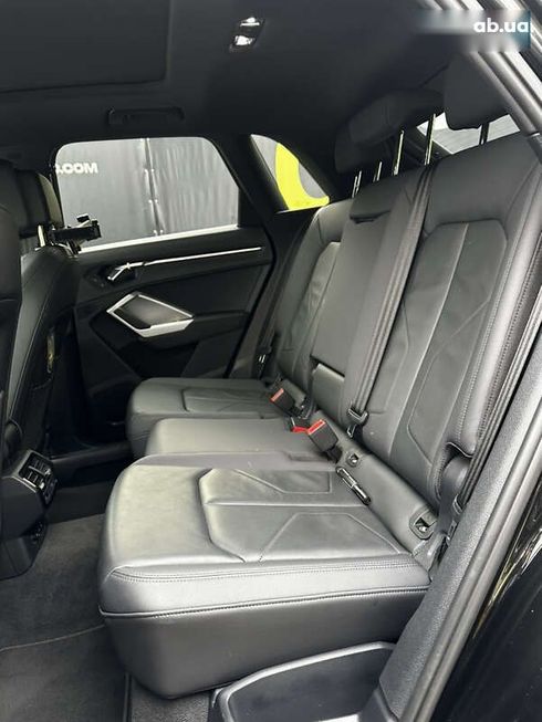 Audi Q3 2019 - фото 17
