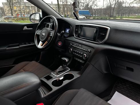 Kia Sportage 2019 белый - фото 18
