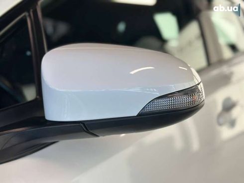 Toyota C-HR 2019 - фото 11