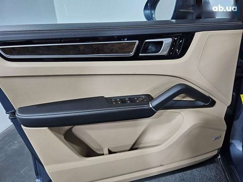 Porsche Cayenne 2018 - фото 28