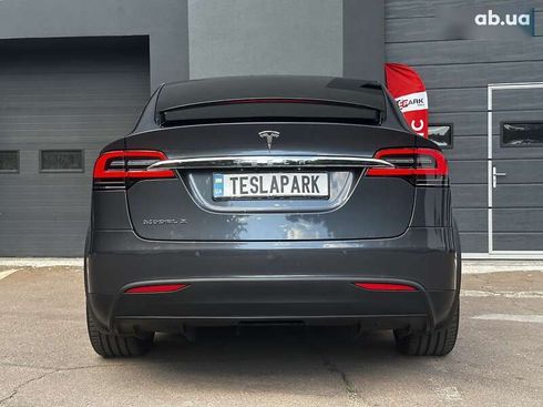 Tesla Model X 2017 - фото 9