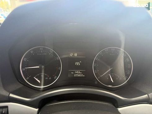 Skoda Octavia 2011 - фото 20