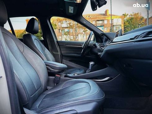 BMW X1 2016 - фото 25
