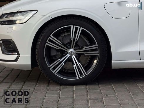 Volvo S60 2020 - фото 12