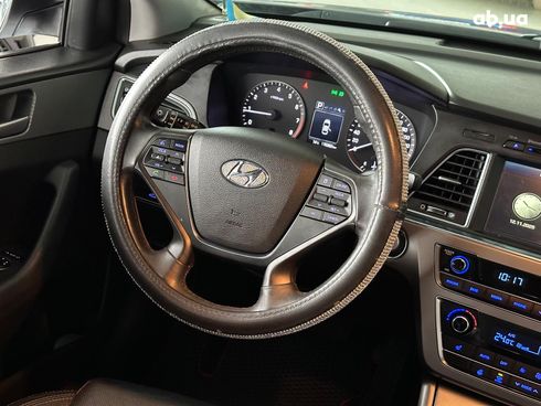 Hyundai Sonata 2016 серый - фото 22