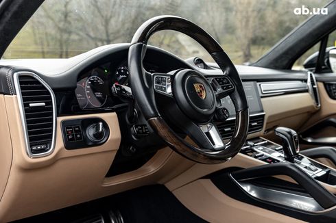 Porsche Cayenne 2018 - фото 8