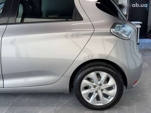 Renault Zoe 2016 - фото 9
