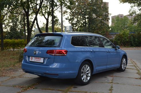 Volkswagen Passat 2015 синий - фото 6