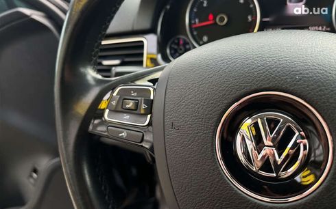 Volkswagen Touareg 2015 - фото 14