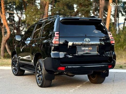 Toyota Land Cruiser Prado 2021 - фото 8