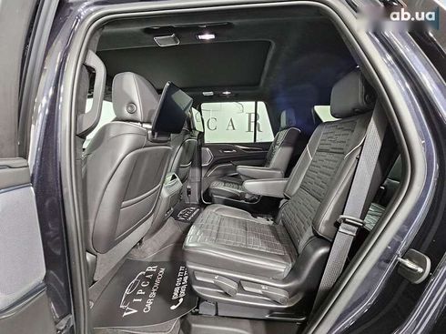 Cadillac Escalade 2022 - фото 11