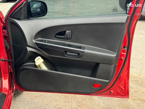 Kia Cee'd 2009 красный - фото 22