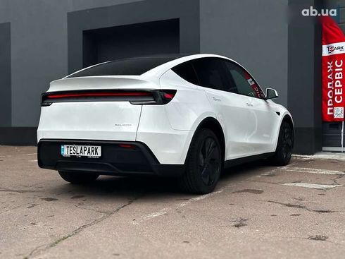 Tesla Model Y 2025 - фото 10