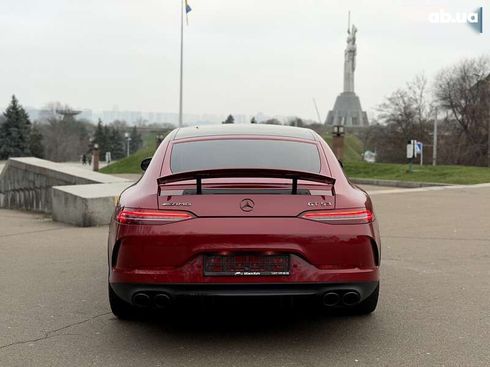Mercedes-Benz AMG GT 4 2023 - фото 26