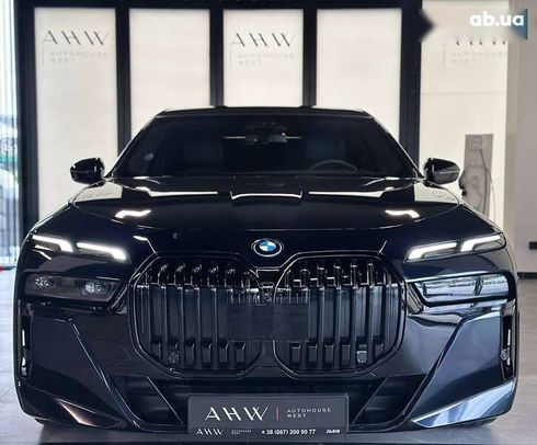 BMW i7 2023 - фото 2