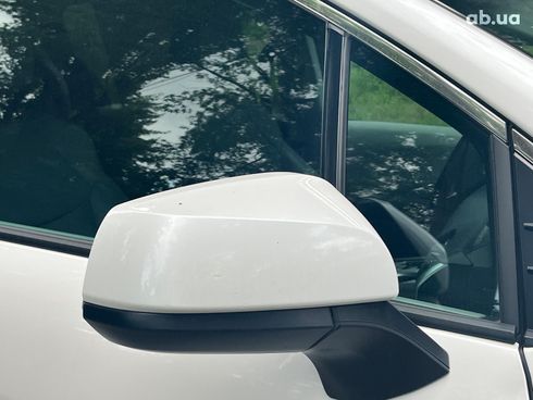 Toyota Sienna 2023 белый - фото 23