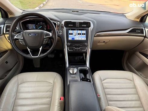Ford Fusion 2016 - фото 23