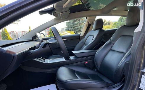 Tesla Model 3 2022 - фото 14