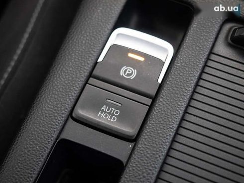Volkswagen Passat 2022 - фото 19