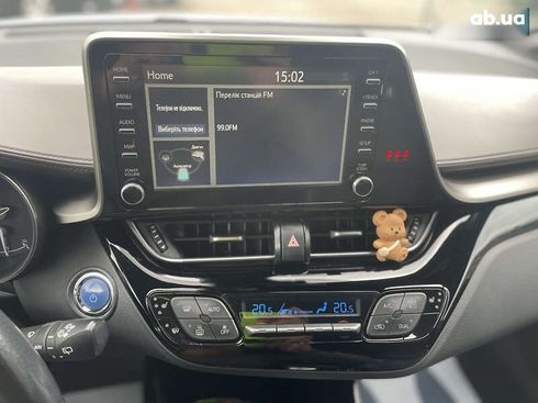 Toyota C-HR 2019 - фото 10